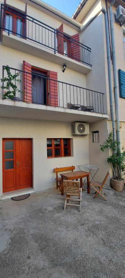 Apartamento Ana Sveti Filip i Jakov Exterior foto
