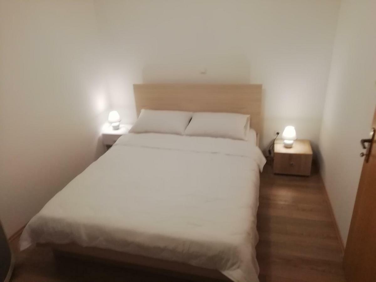 Apartamento Ana Sveti Filip i Jakov Exterior foto