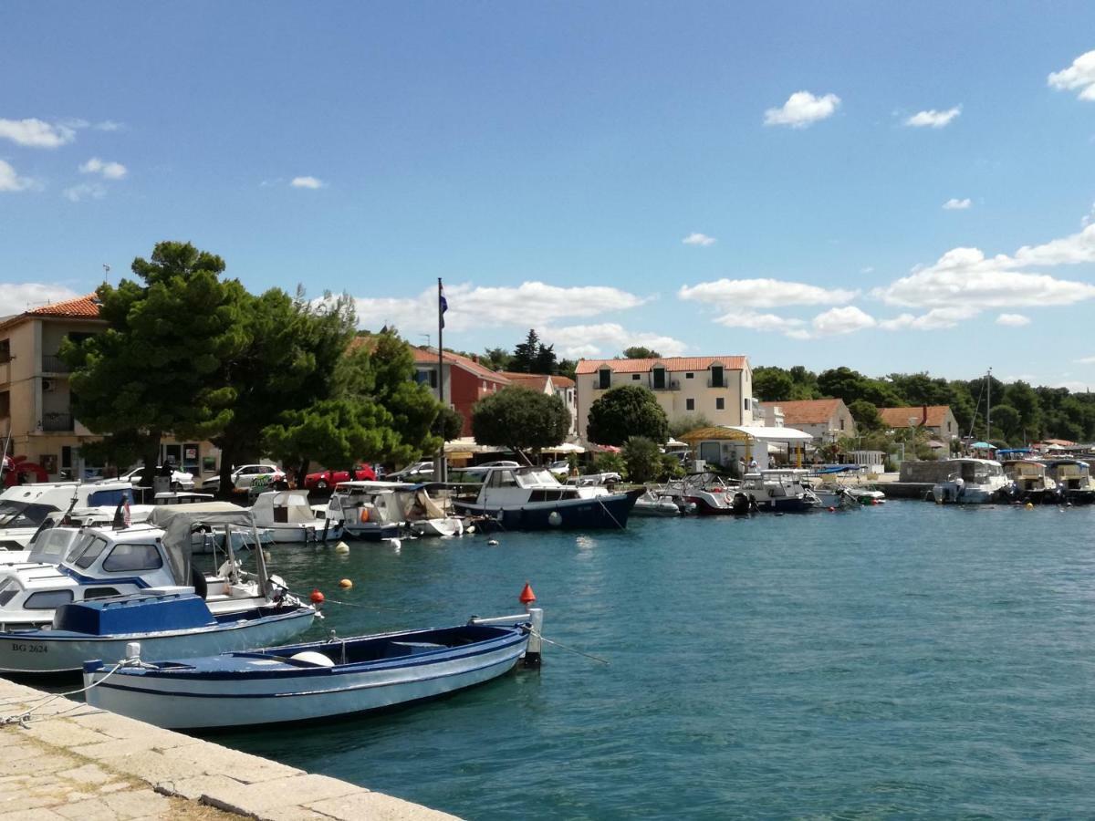 Apartamento Ana Sveti Filip i Jakov Exterior foto