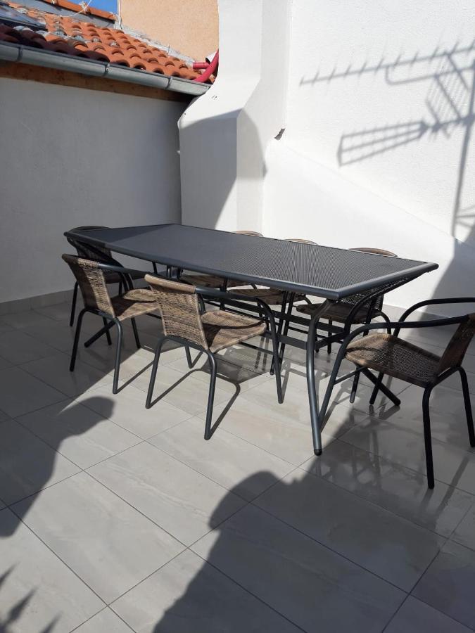 Apartamento Ana Sveti Filip i Jakov Exterior foto