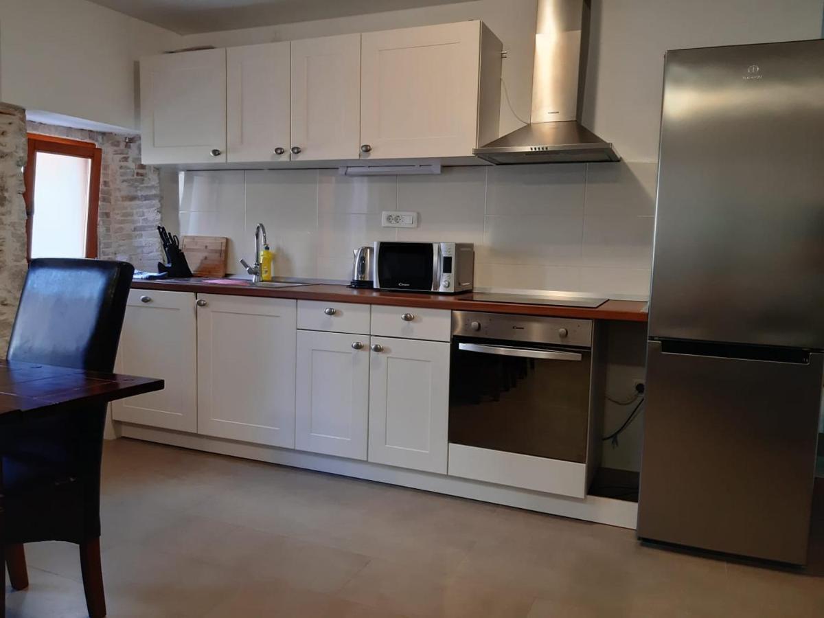 Apartamento Ana Sveti Filip i Jakov Exterior foto